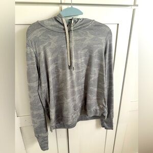 Vuori soft woman’s “essential” hoodie